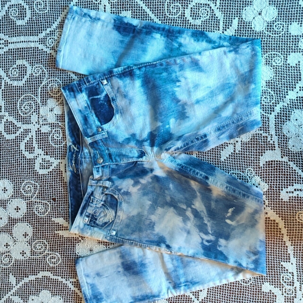 Seven7 Jeans. Size 29